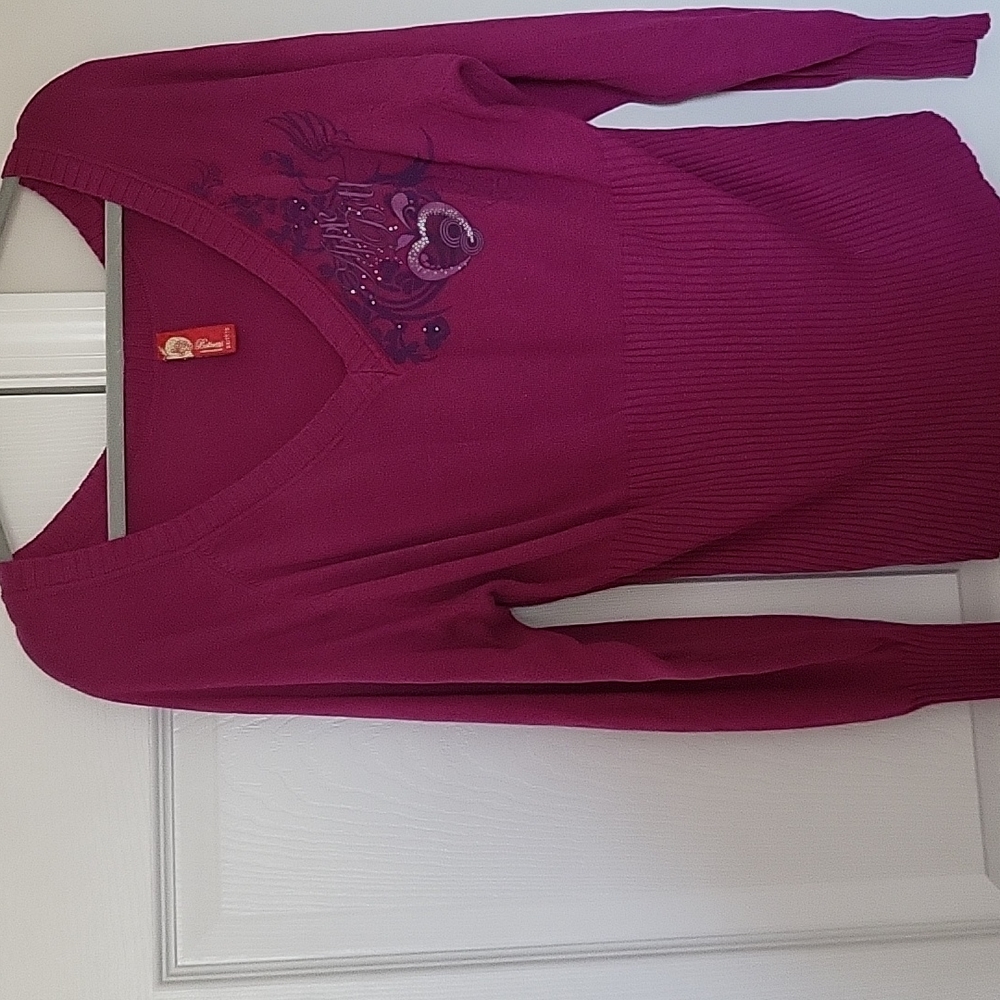 Apple Bottoms Sweater